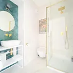 Apartment Tsuru
