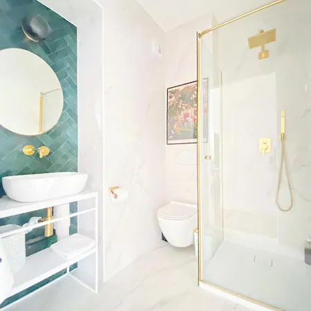 Apartament Tsuru